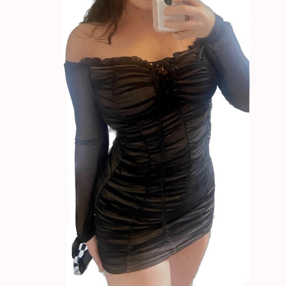 Black Ruched Mesh Off the Shoulder Long Sleeve Bodycon Mini Dress🖤
